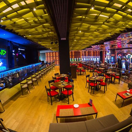 Enjoy Punta Del Este Buitenkant foto The interior of the bar