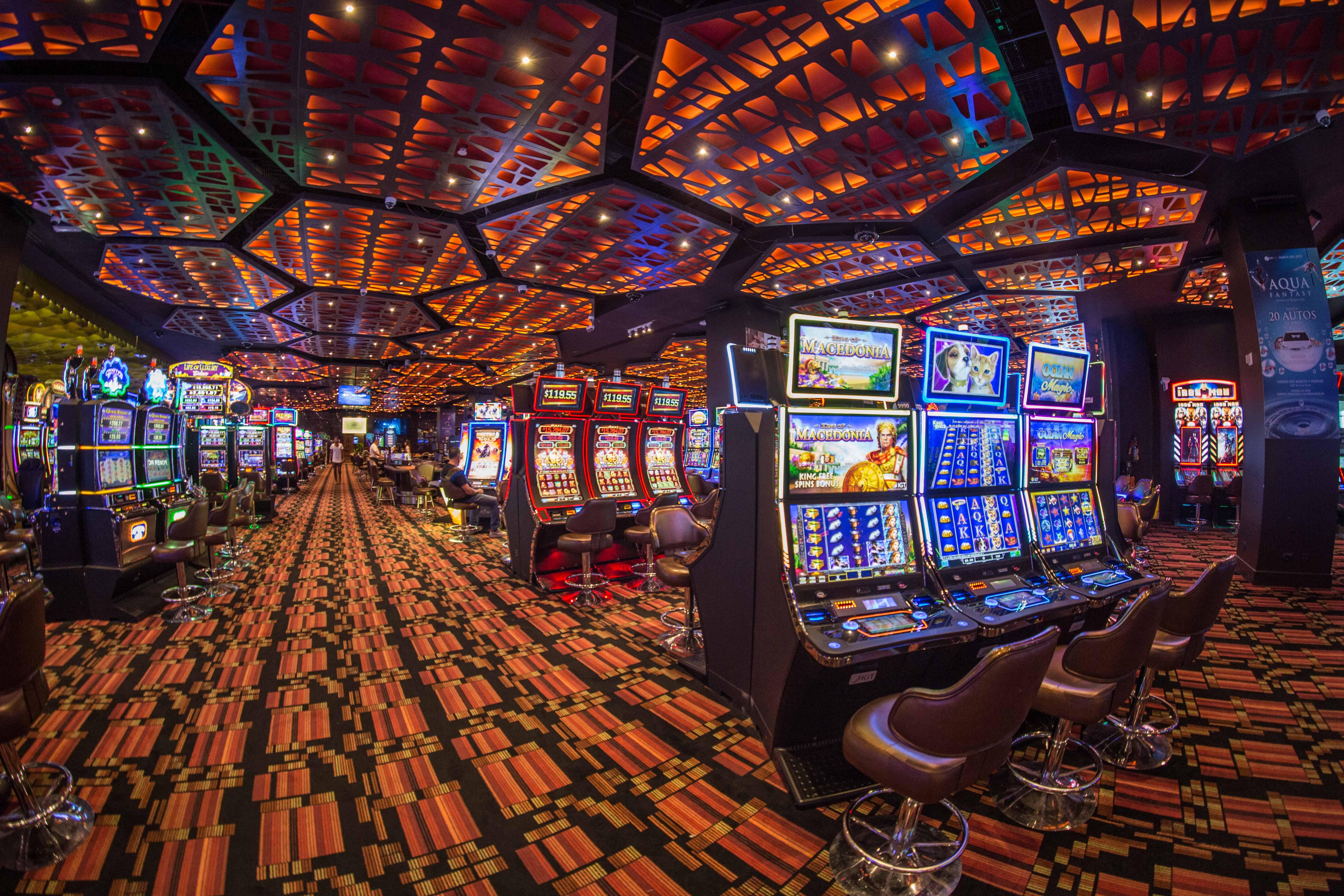 Enjoy Punta Del Este Buitenkant foto The casino floor at Wynn Las Vegas